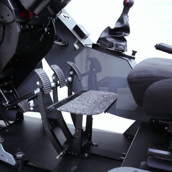 caractéristiques simulateur de connduite gamme PMR véhicule léger