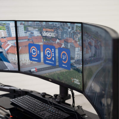 simulateur de conduite option écrans incurvés